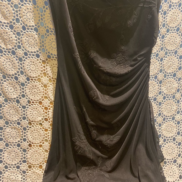 Black Jessica Dress - Picture 8 of 11